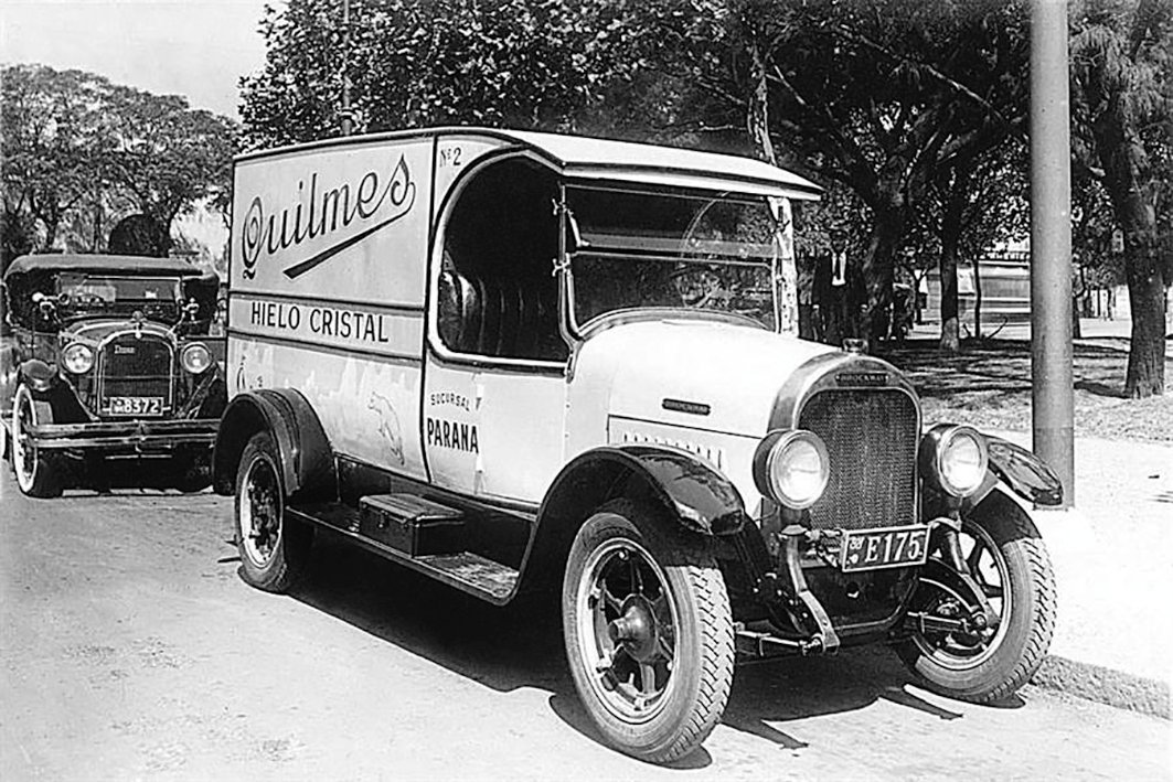 Fotografía de archivo: camión de reparto de Cervecería Quilmes, sucursal Paraná