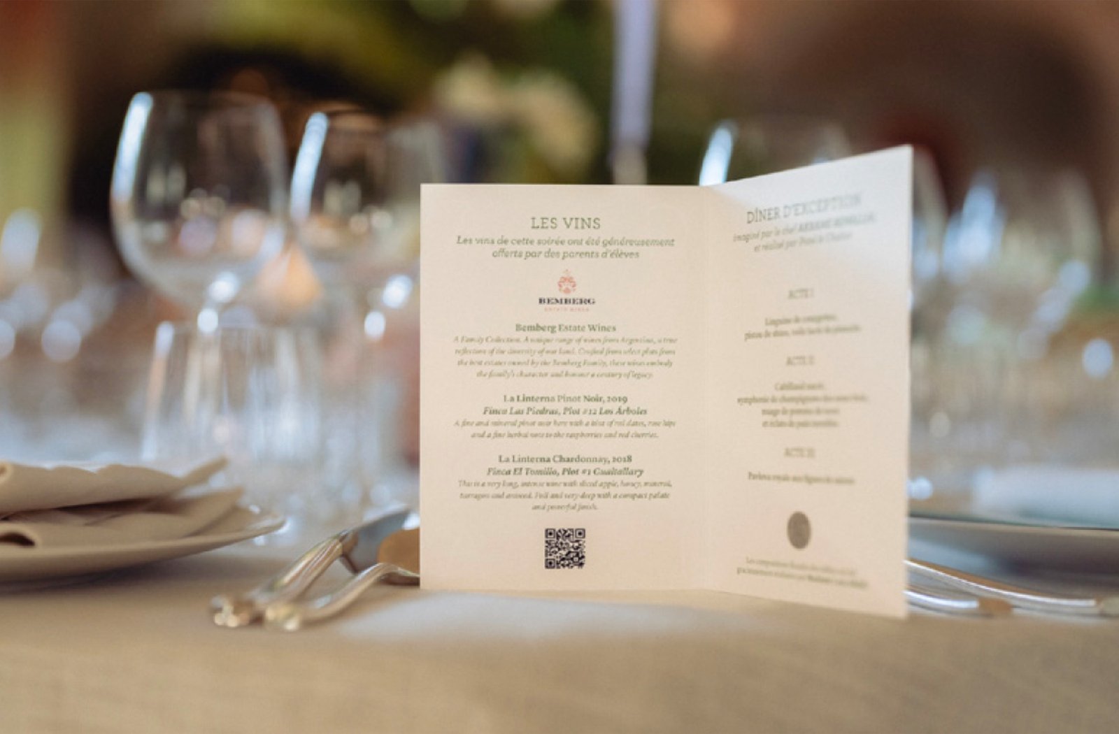 Carta de vinos de la gala con las dos etiquetas de La Linterna